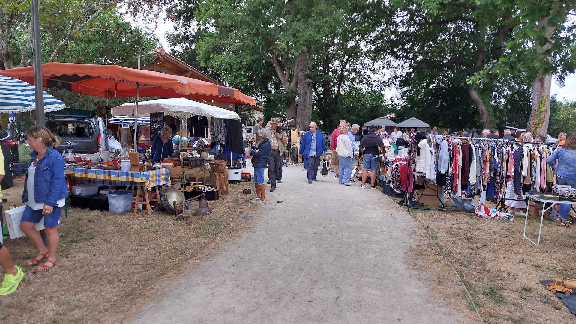 2025_07_20 vide grenier (10).jpg